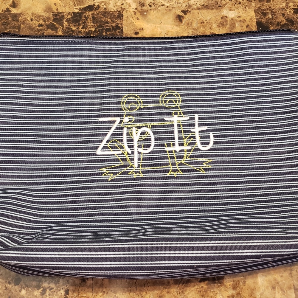 Thirty One  Zipper Pouch